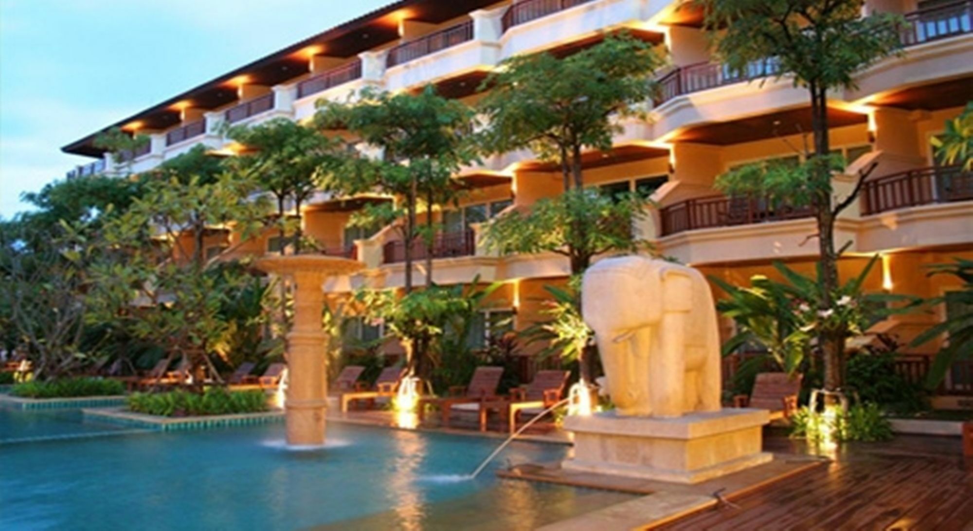 Avalon Beach Resort Pattaja Kültér fotó