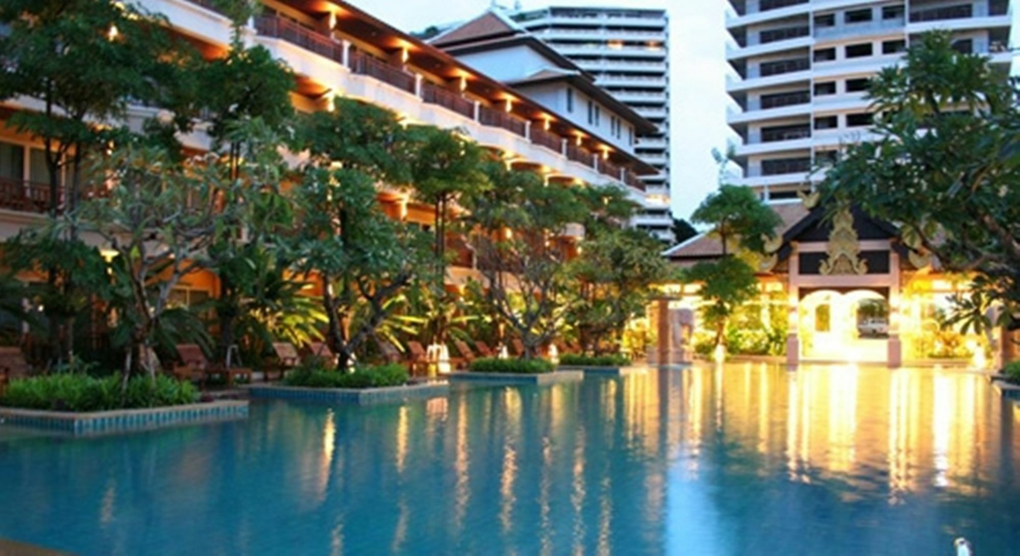 Avalon Beach Resort Pattaja Kültér fotó